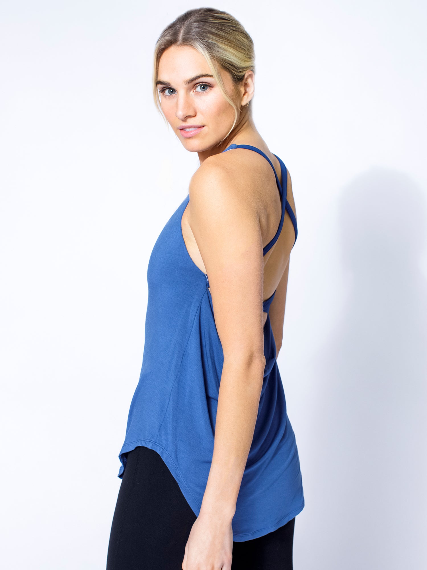 PARALLEL RUN TANK, MATISSE