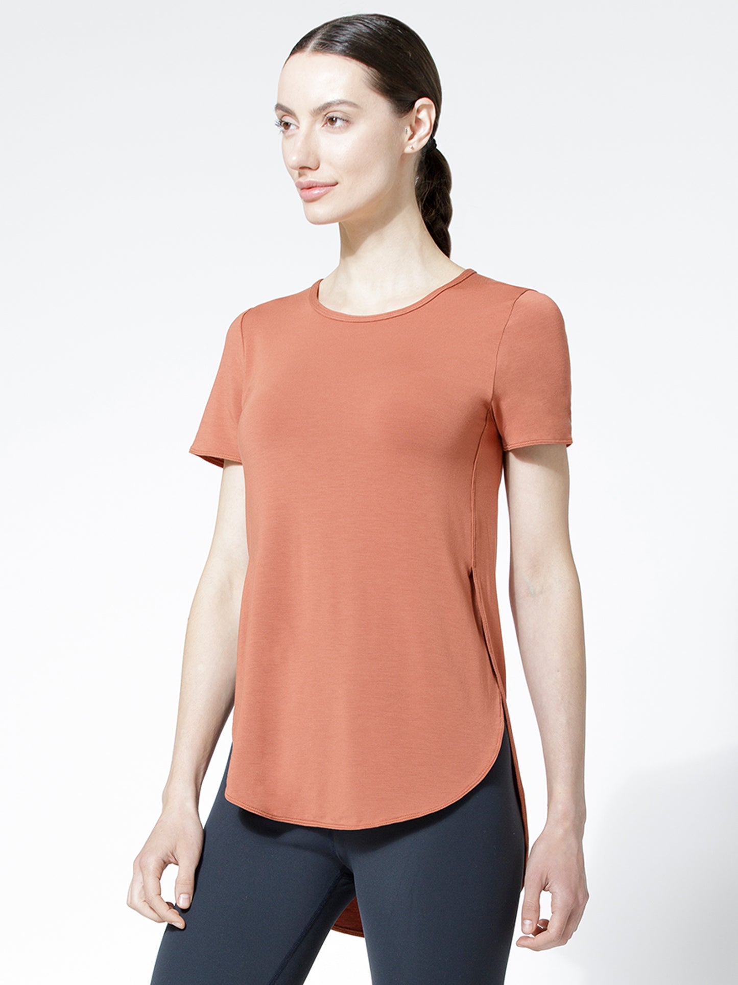 HI LO SIDE SPLIT TEE, CLAY