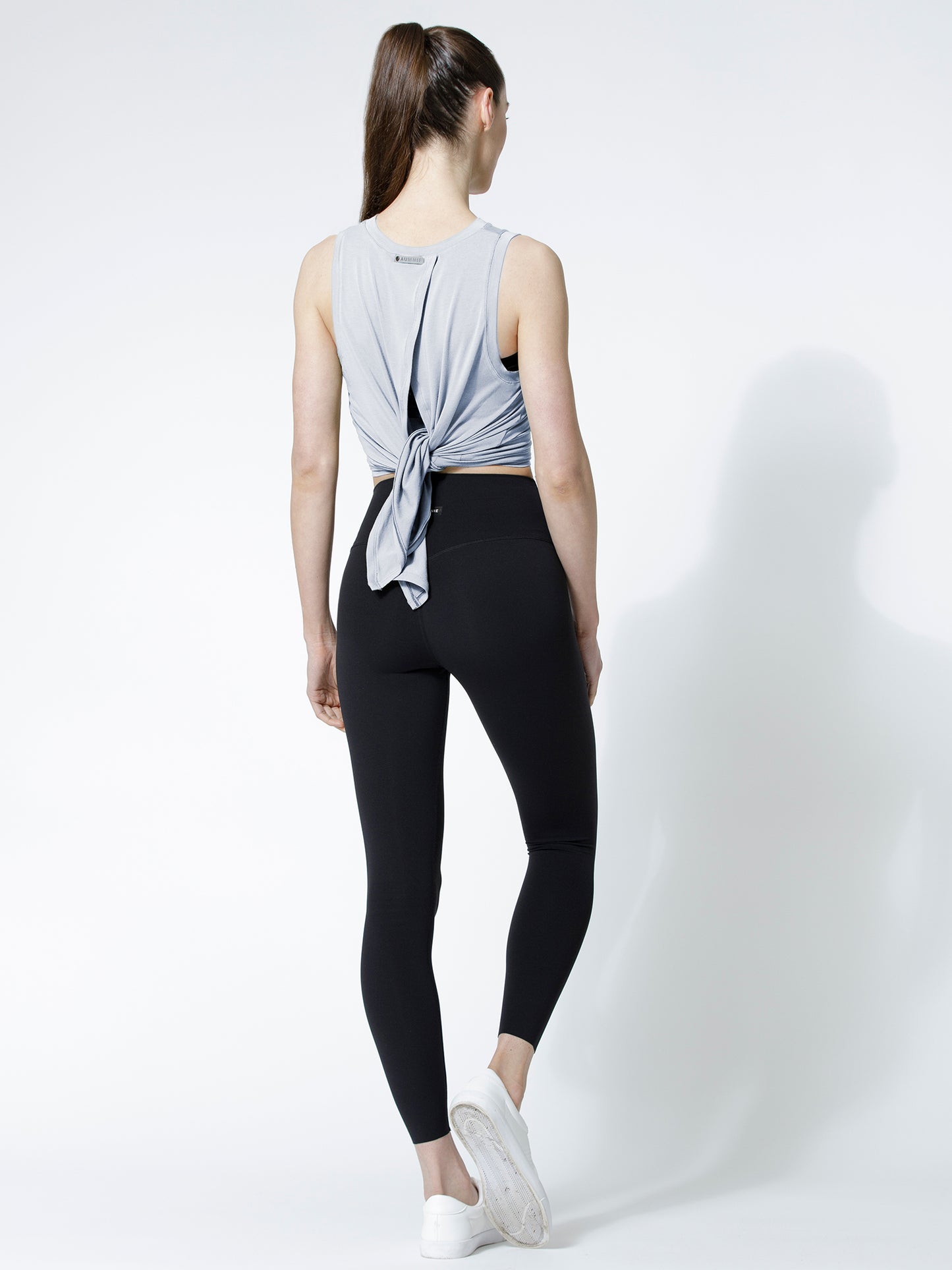 TIE BACK TRAINING TANK, DECO