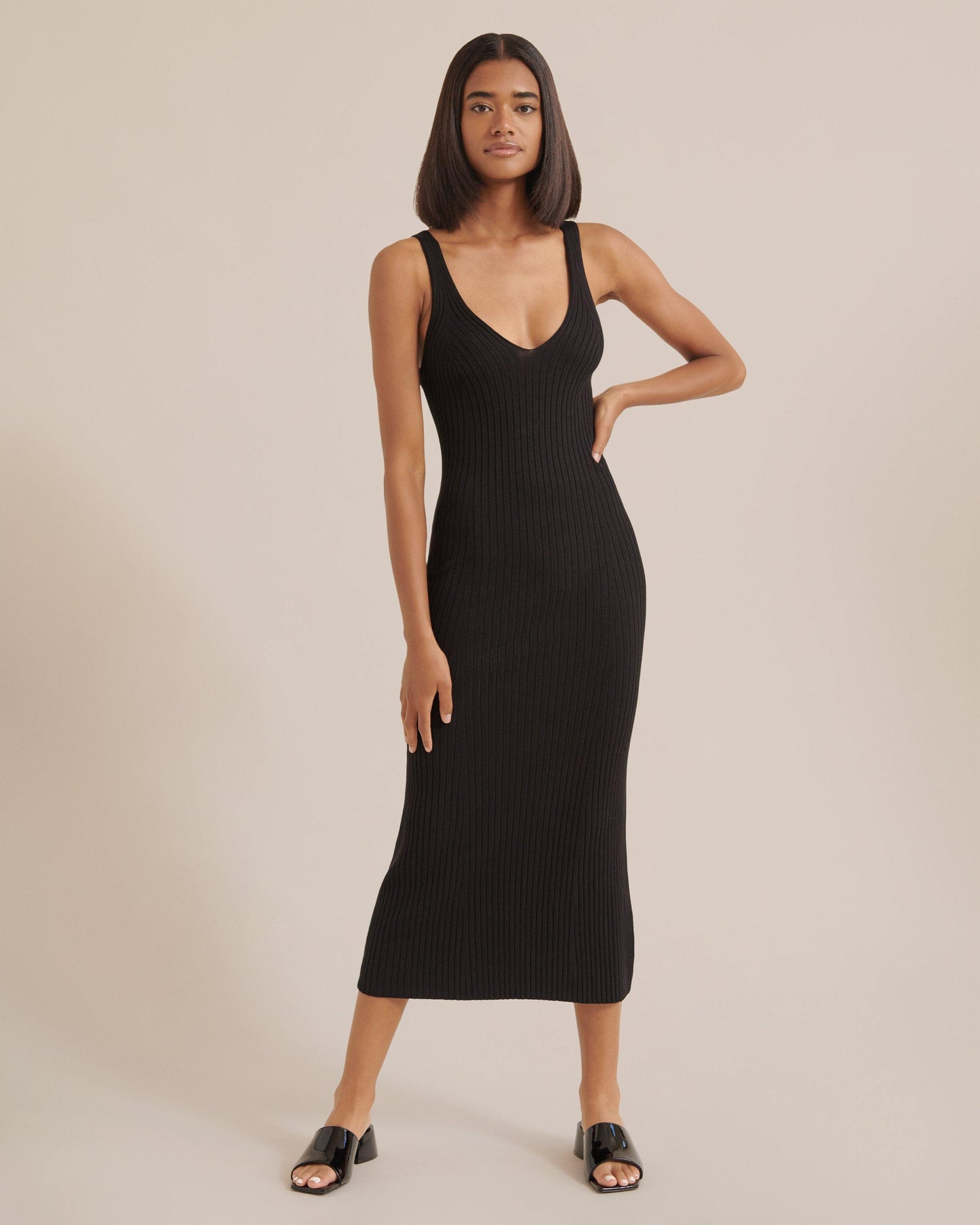 Teja V-Neck Ribbed Dress - souvikdeysample