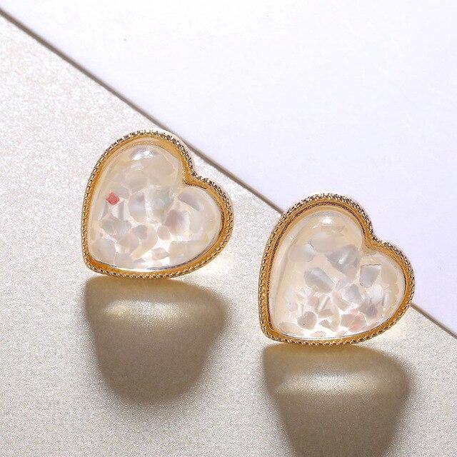 Korean White Acrylic Flower - souvikdeysample