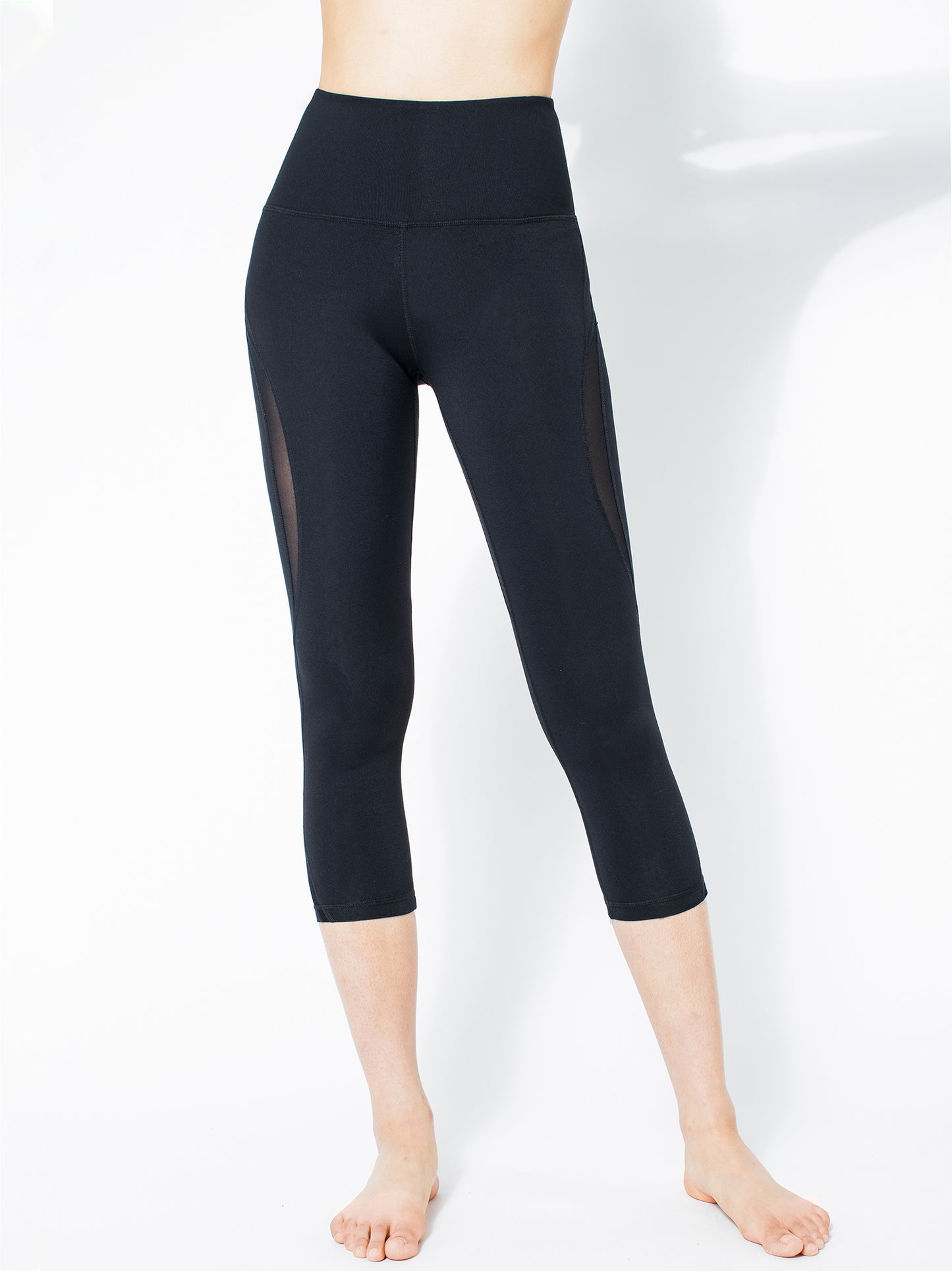MOON CROPS, BLACK/BLACK MESH